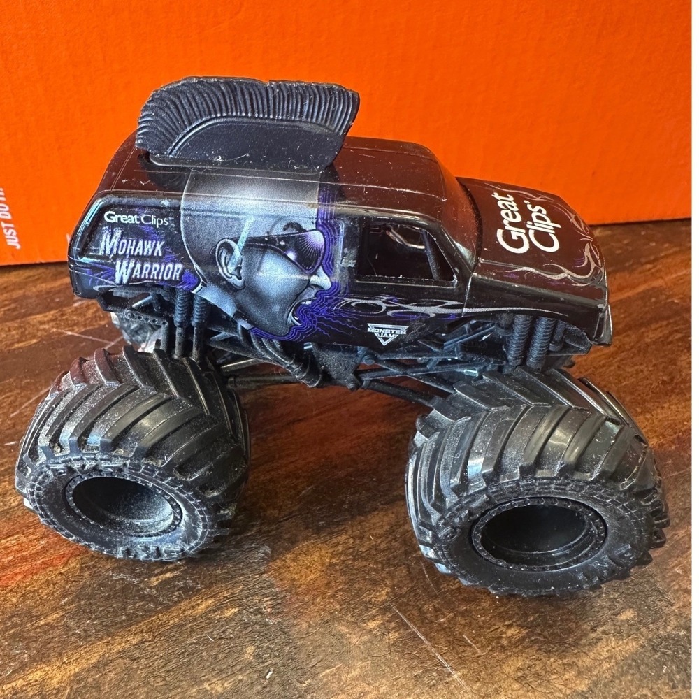 Mohawk Warrior Monster Jam Truck  Diecast 1:64 Great Clips Hot Wheels Matchbox